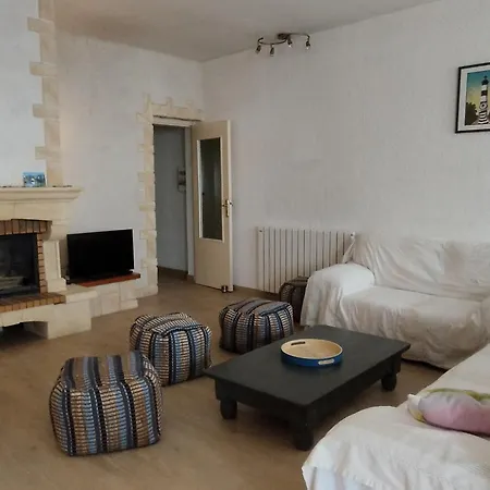 Grande Maison Familiale, 9 Pers., A 1800m De La Plage, Avec Terrasses, Clim, Et Equipements Complets - Fr-1-778-19 Feriehus