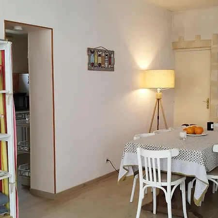 Grande Maison Familiale, 9 Pers., A 1800m De La Plage, Avec Terrasses, Clim, Et Equipements Complets - Fr-1-778-19