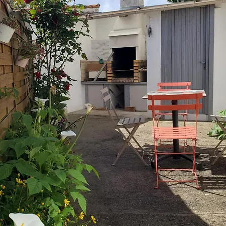 Grande Maison Familiale, 9 Pers., A 1800m De La Plage, Avec Terrasses, Clim, Et Equipements Complets - Fr-1-778-19 Saint-Georges-d'Oleron